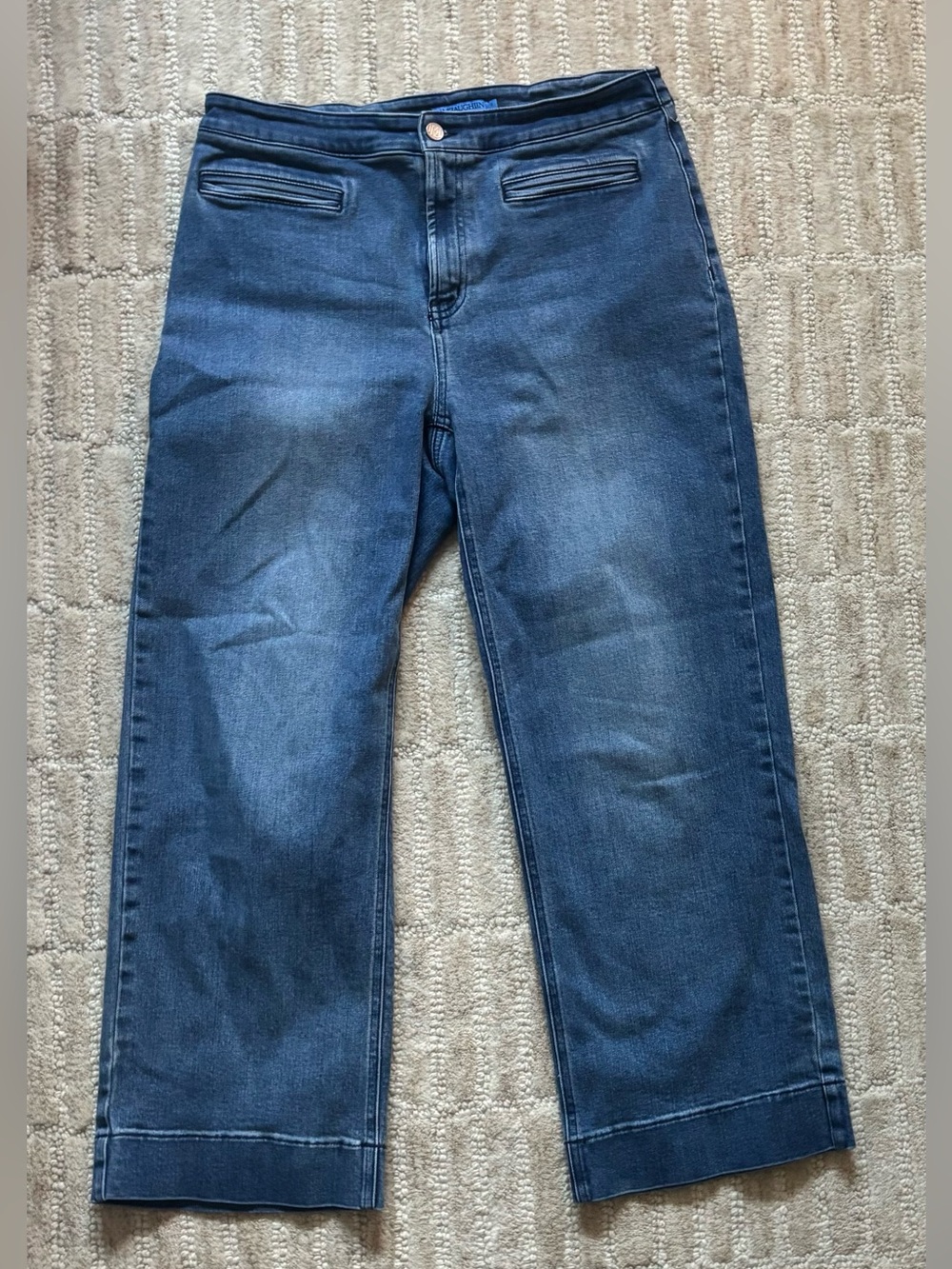 Straight Fit Cropped J.McLaughin Jeans